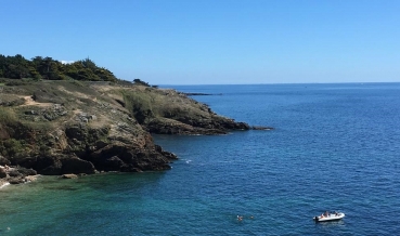 Passer vos vacances dans le Morbihan en septembre afin de faire des économies.