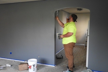 Un coup de peinture fera beaucoup d'effet sur les personnes qui viendront visiter votre maison à vendre